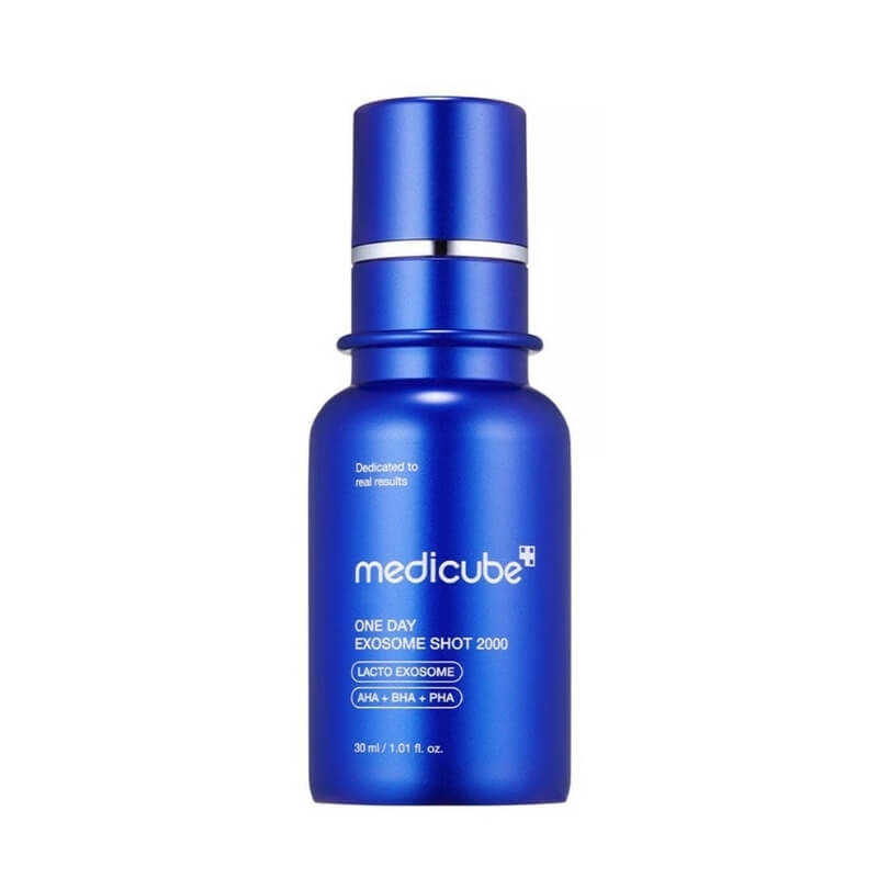 Medicube One Day Exosome Shot Pore Ampoule 2000 30ml on white background - Korean exosome serum